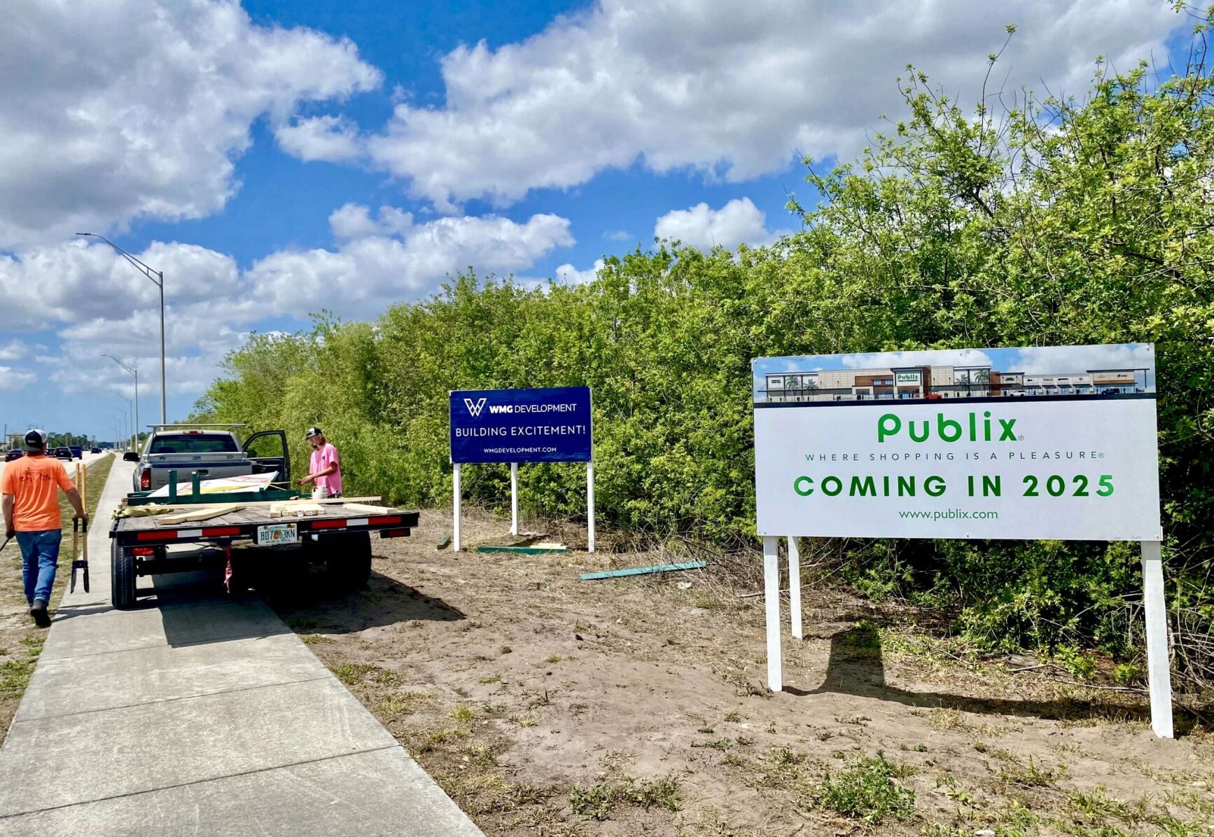 Orange Blossom Ranch signs